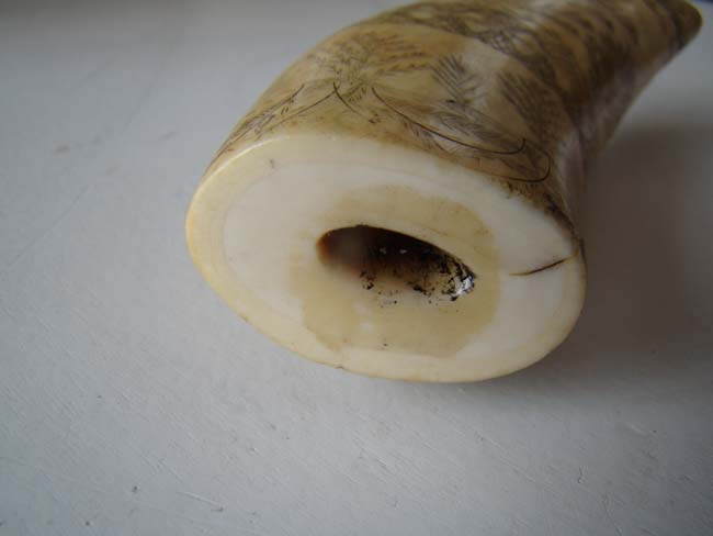 A charming 19th century Scrimshaw Whale's Tooth — image 5